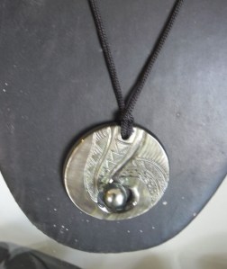 single pearl necklace2