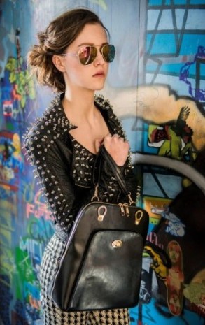 Emma - classic black backpack