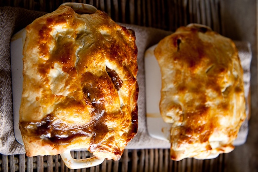 Pie beef and red wine