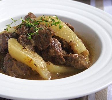 Beef, mushroom, and pear casserole