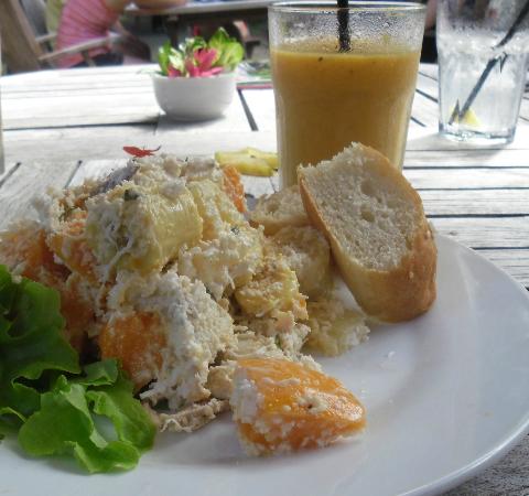 Fresh and organic Tropical Salad at Hidden Spirit, Maire Nui Gardens