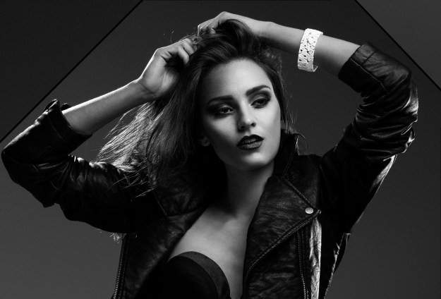 Model Charne Esterhuizen wears 3D printed bracelet. Photograph by Robert Coppa