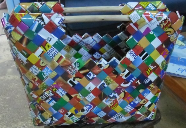 Colourful tote bag with wooden handles