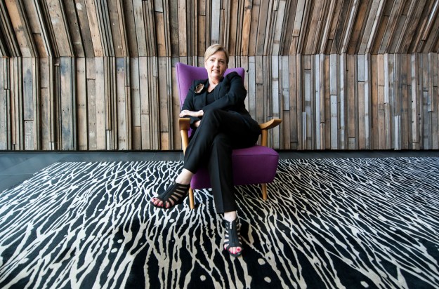 Jenifer Dwyer Slee seated_Martin Ollman_Nov 2015