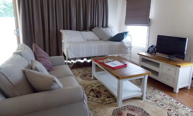 Cockatoo lounge area - photo by LFW