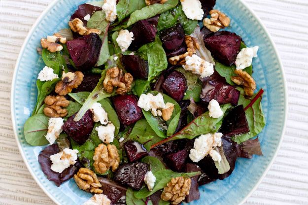 beetroot-walnut-salad